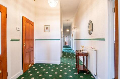 hallway.jpg