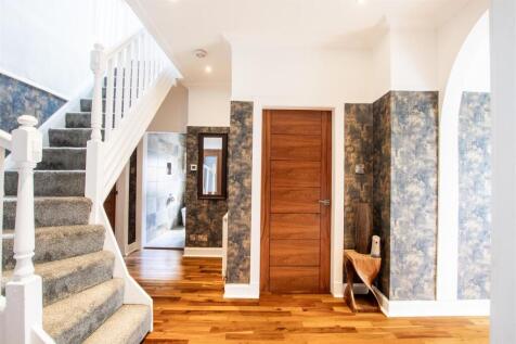 hallway-2.jpg
