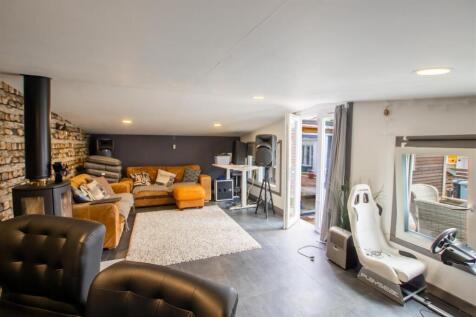 external.room-2.jpg