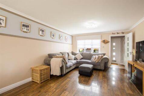 lounge-6.jpg