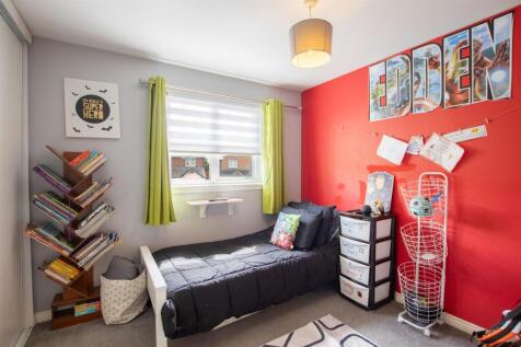 bedroom.two.jpg