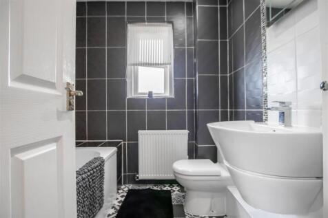 main.bathroom-1.jpg