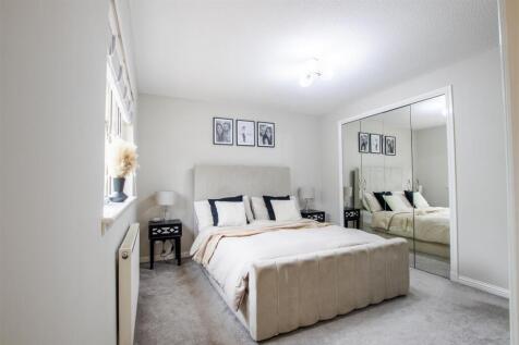 main.bedroom.jpg