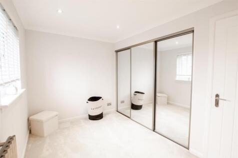 bedroom.one-1.jpg