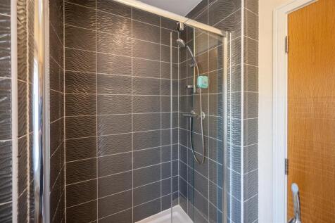 En Suite (1).jpg