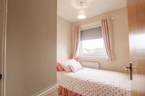 bedroom.3-1.jpg
