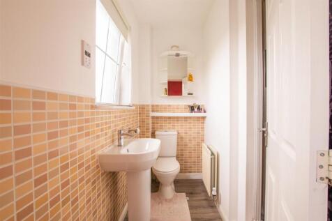 ensuite.jpg