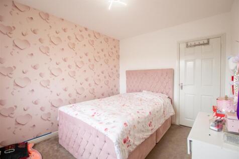 Bedroom.3-1.jpg