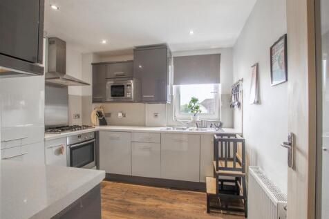 kitchen-1.jpg