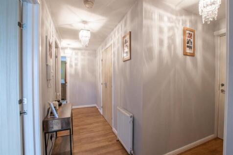 hallway.jpg