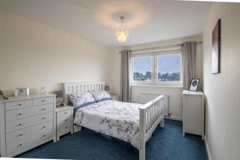main.bedroom.jpg