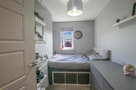 bedroom.three.jpg
