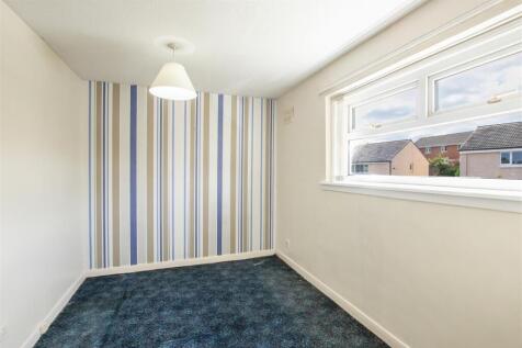 bedroom.one-2.jpg