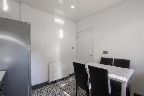 kitchen-1.jpg