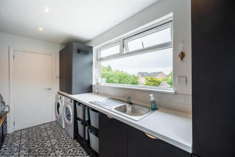 Utility Room (1).jpg