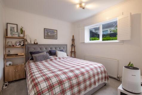 bedroom.-1.jpg