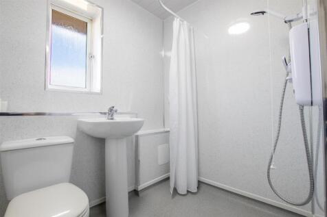 bathroom-1.jpg