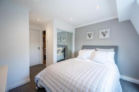 Bed One (2).jpg