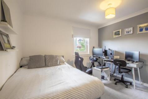 bedroom.two-1.jpg