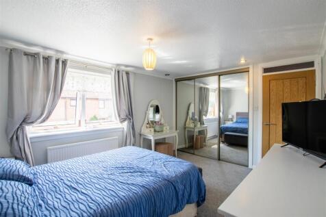 main.bedroom-2.jpg