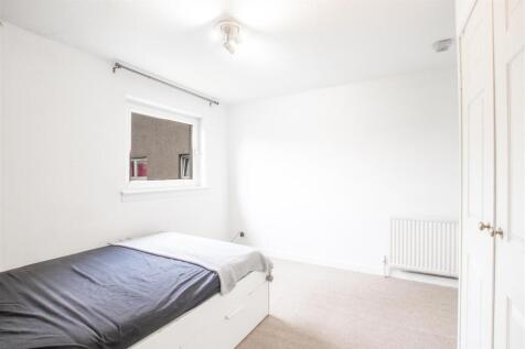 bedroom.v2-1.jpg