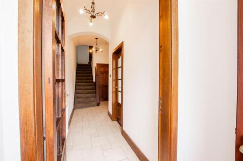 hallway.jpg