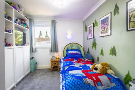 bedroom.two.jpg