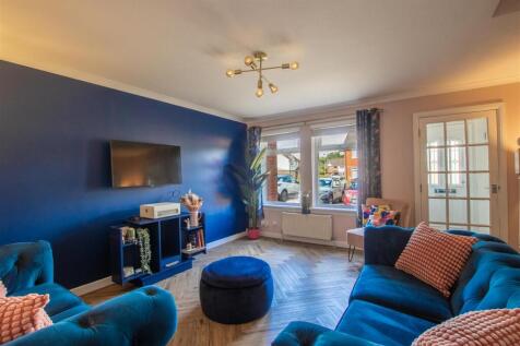 lounge-2.jpg