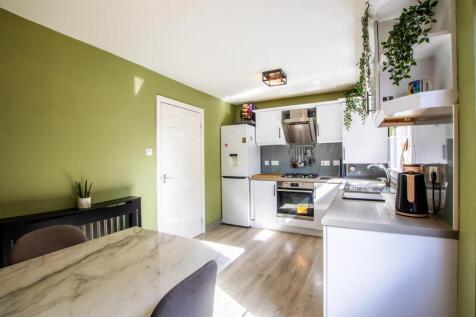 kitchen-1.jpg