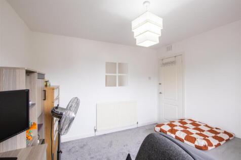 bedroom.two-2.jpg