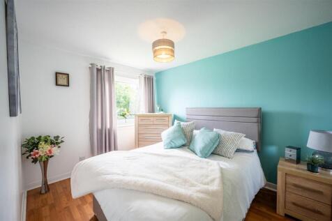 Bed One (2).jpg
