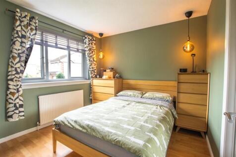 bedroom.two.jpg