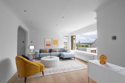 Property_4F60_lounge_11-09-25_14_30.jpeg