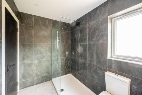 En Suite (1).jpg