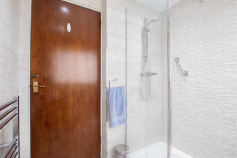 bathroom-1.jpg