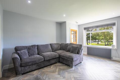 lounge-1.jpg