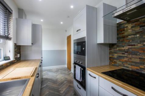 kitchen-2.jpg