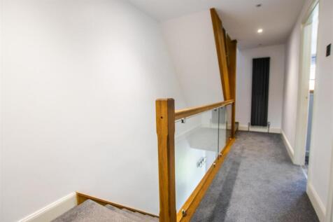 hallway-3.jpg