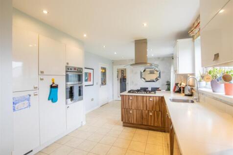 kitchen-1.jpg