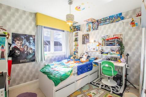 bedroom.four.jpg