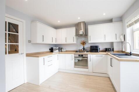 kitchen-1.jpg