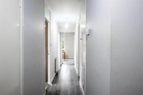 Hallway.jpg
