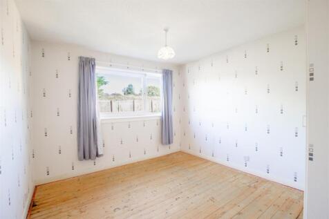 bedroom.one-1.jpg