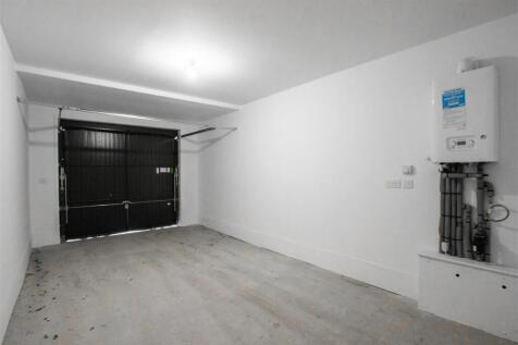 garage.jpg