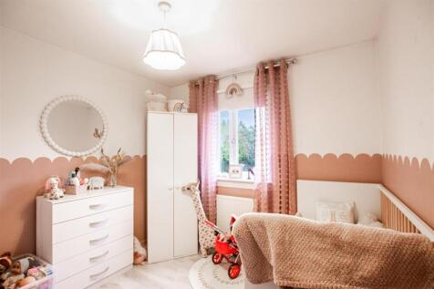 bedroom.v2.jpg