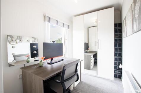 bedroom.3.jpg