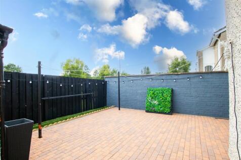 rear.garden.2.jpg