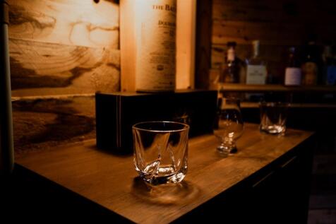 bar-1.jpg