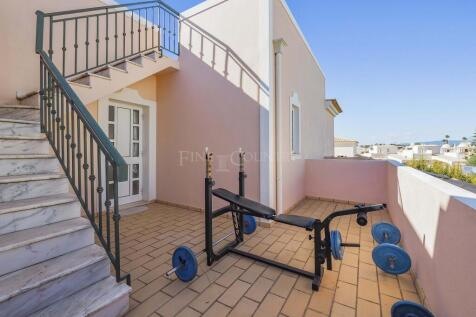 Property Image 39