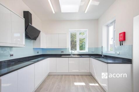 Communal Kitchen